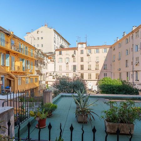 Nice Renting - Love Room Massena - Luxe Room - Jacuzzi - Terrace - King Bed - Ac Exteriér fotografie