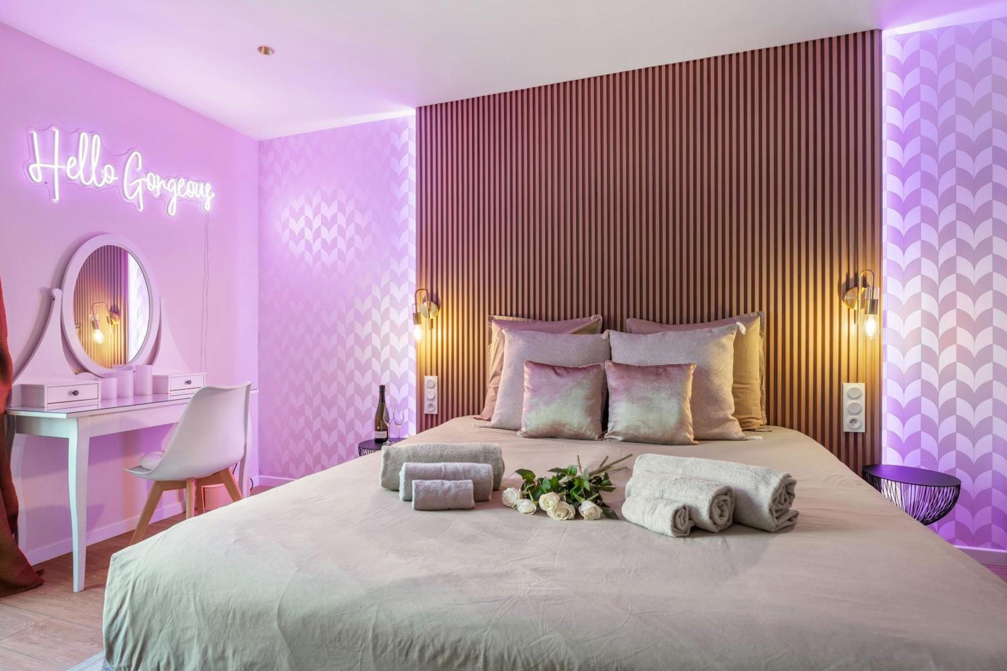 Nice Renting - Love Room Massena - Luxe Room - Jacuzzi - Terrace - King Bed - Ac Exteriér fotografie